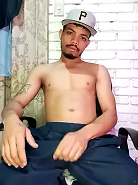 Snapshot of danidiazto2023 chatting on 01/27/25, 09:44 danidiazto2023 online show from 01/27/25, 09:44