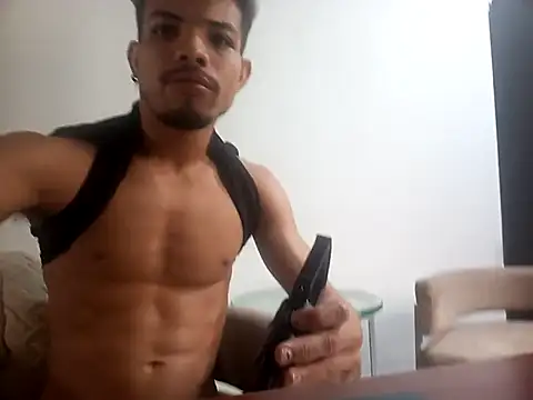 Snapshot of danidiazto2023 chatting on 10/30/25, 07:36 danidiazto2023 online show from 10/30/25, 07:36