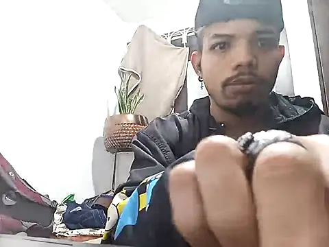 Snapshot of danidiazto2023 chatting on 11/03/25, 09:32 danidiazto2023 online show from 11/03/25, 09:32