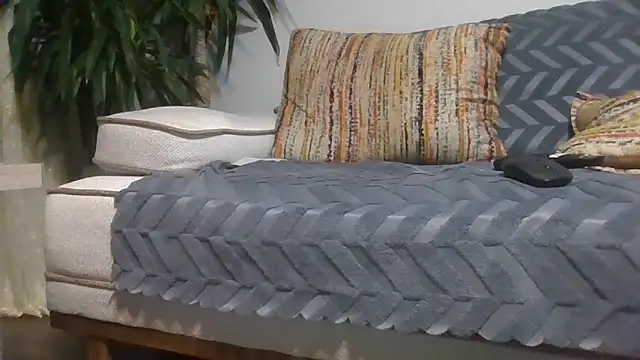 Snapshot of reslerkek31 chatting on 12/14/25, 08:24 reslerkek31 online show from 12/14/25, 08:24