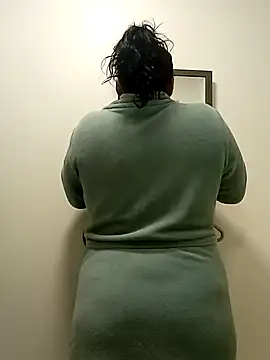 Snapshot of Morenitha-XXX chatting on 01/28/25, 05:56 Morenitha-XXX online show from 01/28/25, 05:56