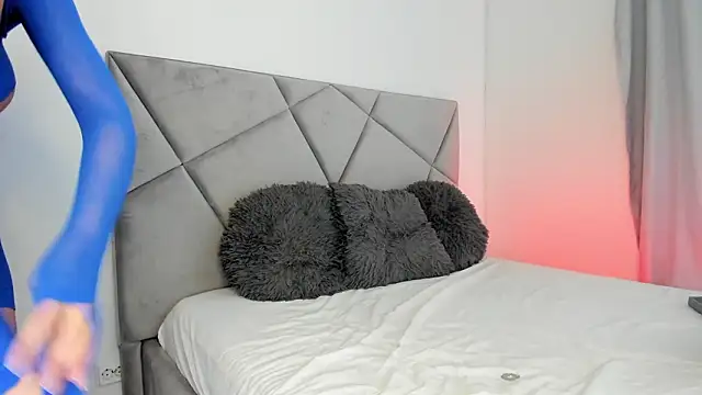 Snapshot of BlueEyesLexy chatting on 03/01/26, 09:00 BlueEyesLexy online show from 03/01/26, 09:00