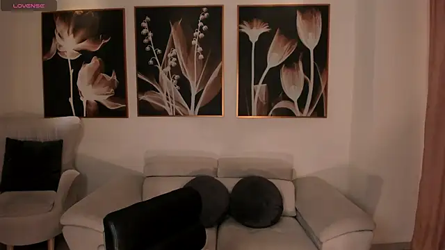 BiancaPierce online show from 05/19/26, 12:00