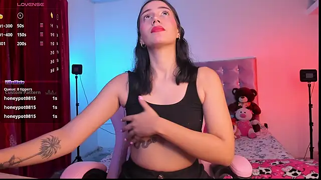 LucianaCarter online show from 12/21/25, 08:21