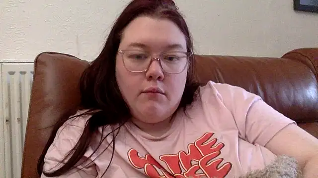 Snapshot of Sexycurvyemilyy chatting on 09/10/25, 01:11 Sexycurvyemilyy online show from 09/10/25, 01:11