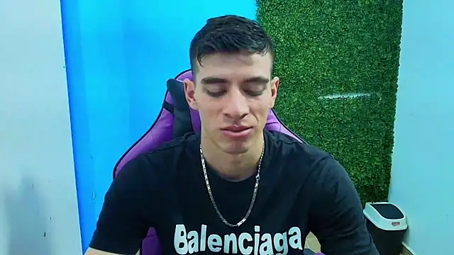 DEIBY BABY online show from 01/17/25, 09:50