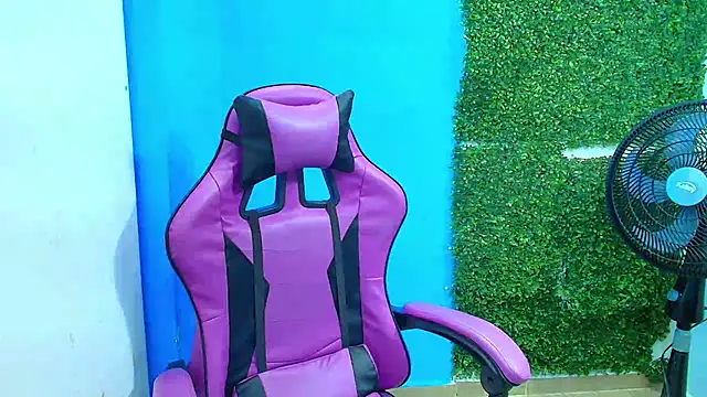 DEIBY BABY online show from 01/22/25, 01:20