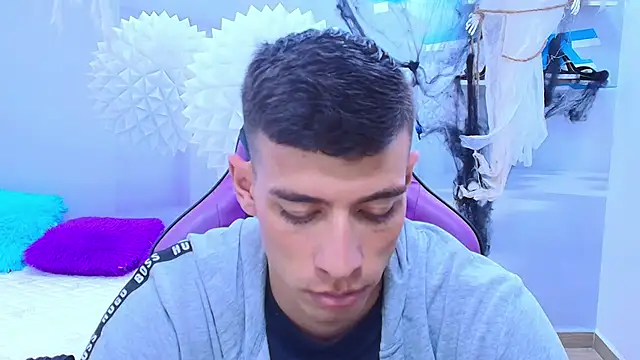 DEIBY BABY online show from 10/30/25, 09:26