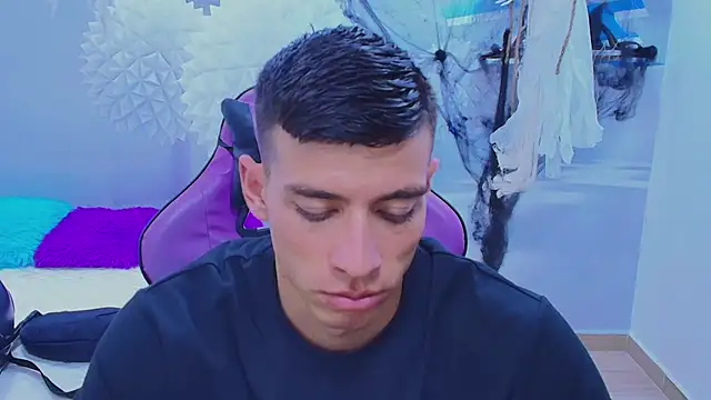 DEIBY BABY online show from 11/01/25, 10:01