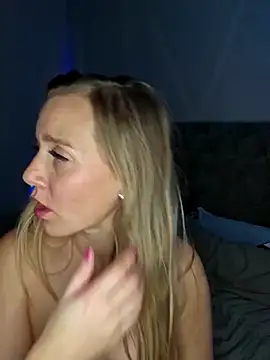 SkyelarSommer online show from 01/28/25, 07:53