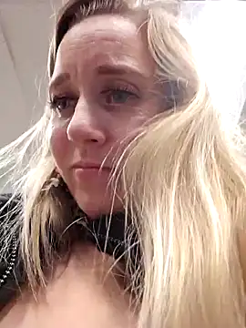 SkyelarSommer online show from 02/02/25, 06:04