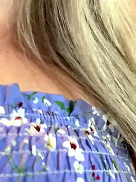 SkyelarSommer online show from 09/13/25, 05:46