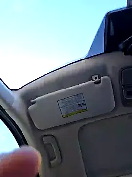 Snapshot of SkyelarSommer chatting on 02/06/26, 03:48 SkyelarSommer online show from 02/06/26, 03:48