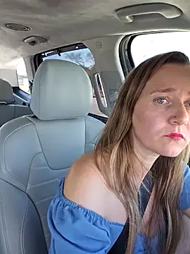 Snapshot of SkyelarSommer chatting on 02/13/26, 04:36 SkyelarSommer online show from 02/13/26, 04:36