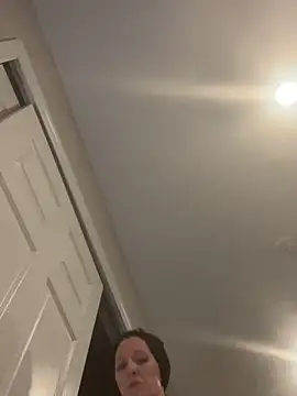 DominiqueX0 online show from 09/10/25, 05:13