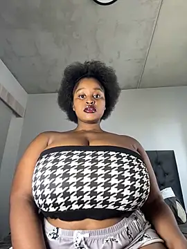 KnockoutBestie online show from 01/05/25, 08:43