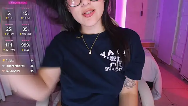 nathalie rivers online show from 03/19/25, 07:51