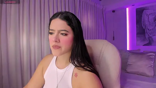 nathalie rivers online show from 12/01/25, 11:26