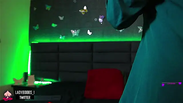 kathieandpovcock1 online show from 01/03/25, 02:40