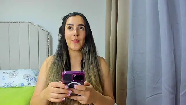 Snapshot of Hanna86 chatting on 02/13/26, 12:50 Hanna86 online show from 02/13/26, 12:50