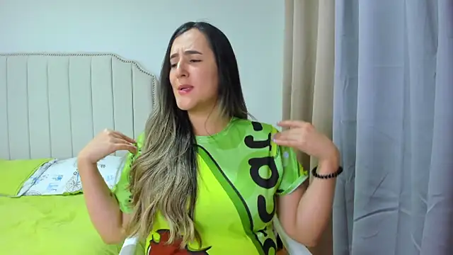 Snapshot of Hanna86 chatting on 02/15/26, 12:51 Hanna86 online show from 02/15/26, 12:51