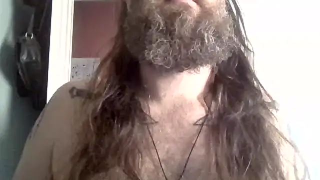 Snapshot of Thrillhouse chatting on 01/10/25, 02:23 Thrillhouse online show from 01/10/25, 02:23