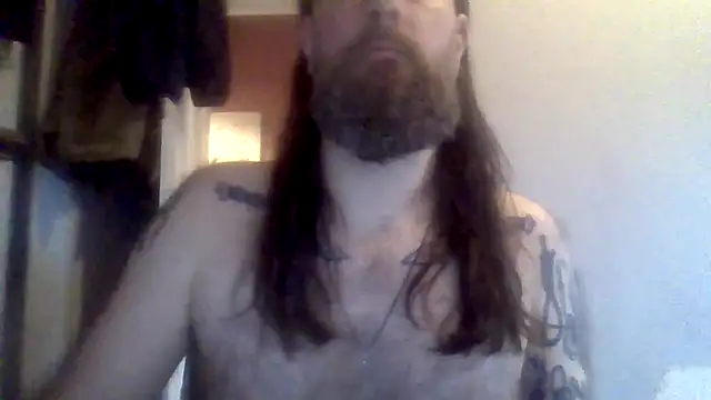 Snapshot of Thrillhouse chatting on 09/20/25, 02:29 Thrillhouse online show from 09/20/25, 02:29