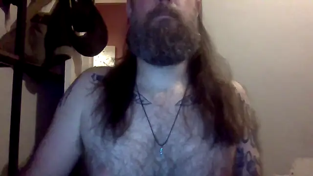 Snapshot of Thrillhouse chatting on 10/20/25, 06:52 Thrillhouse online show from 10/20/25, 06:52
