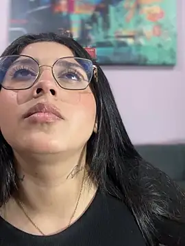 croftsmila online show from 12/14/24, 03:51