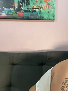 croftsmila online show from 12/21/24, 04:09