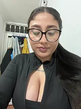 croftsmila online show from 04/28/26, 11:43