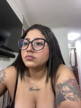 croftsmila online show from 06/27/26, 12:04