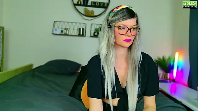 Snapshot of Kittychatte chatting on 12/08/24, 08:25 Kittychatte online show from 12/08/24, 08:25