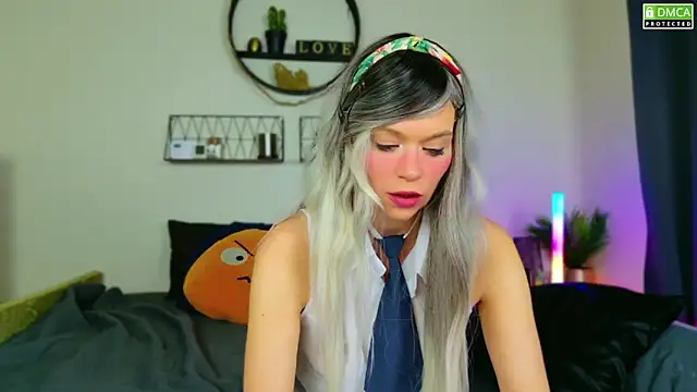 Snapshot of Kittychatte chatting on 12/12/24, 08:43 Kittychatte online show from 12/12/24, 08:43