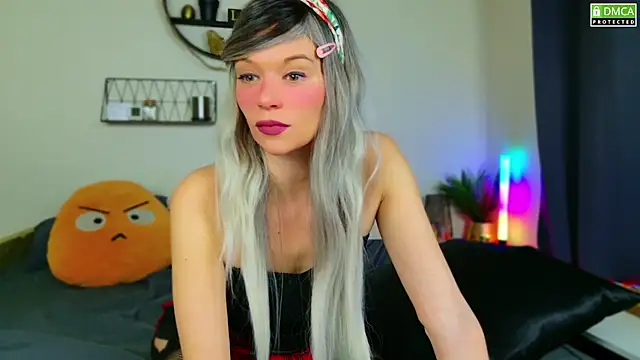 Snapshot of Kittychatte chatting on 12/15/24, 08:36 Kittychatte online show from 12/15/24, 08:36