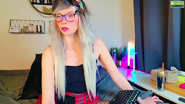 Snapshot of Kittychatte chatting on 03/01/25, 07:30 Kittychatte online show from 03/01/25, 07:30