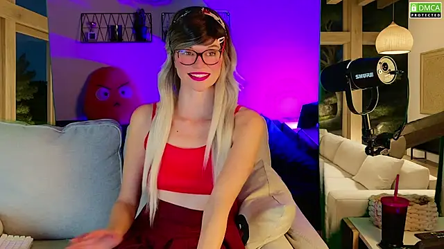 Snapshot of Kittychatte chatting on 09/30/25, 08:03 Kittychatte online show from 09/30/25, 08:03