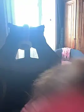 LaPetitechienne1 online show from 01/26/25, 10:23