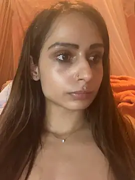 LaPetitechienne1 online show from 03/08/25, 11:18