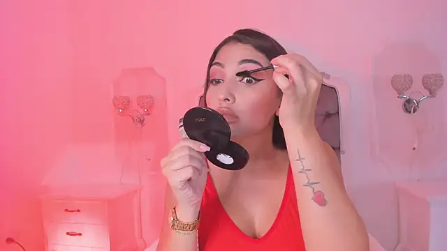 Snapshot of _brenda_becker chatting on 02/20/26, 07:36 brenda becker online show from 02/20/26, 07:36