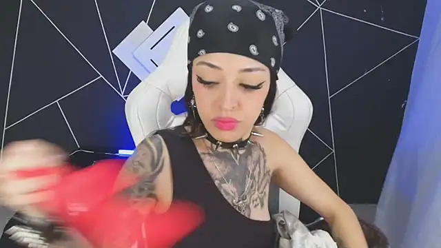 farichell online show from 10/23/25, 08:40