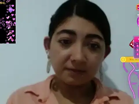 Snapshot of esteni chatting on 12/28/24, 12:47 esteni online show from 12/28/24, 12:47