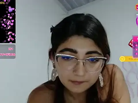 Snapshot of esteni chatting on 02/16/25, 06:32 esteni online show from 02/16/25, 06:32
