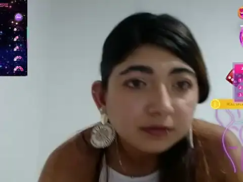 Snapshot of esteni chatting on 03/15/25, 02:46 esteni online show from 03/15/25, 02:46