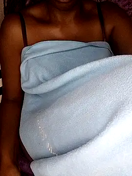 Snapshot of 1_triz chatting on 03/10/25, 09:07 1 triz online show from 03/10/25, 09:07