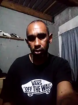 Snapshot of Dillon455669 chatting on 12/15/25, 10:14 Dillon455669 online show from 12/15/25, 10:14