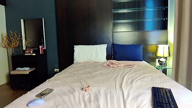 bl4ckdoll  online show from 03/12/26, 06:30