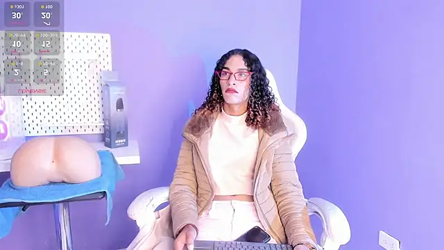 StefanyMiler online show from 10/09/25, 08:29