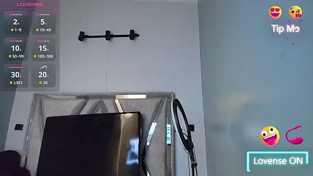 StefanyMiler online show from 10/15/25, 07:25