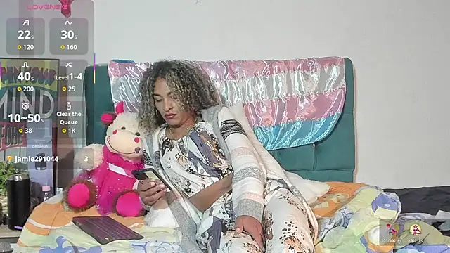 StefanyMiler online show from 06/19/26, 09:46
